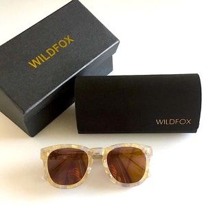 WILDFOX Classic Fox Deluxe Wayfarer Sunglasses in Gold Glitter